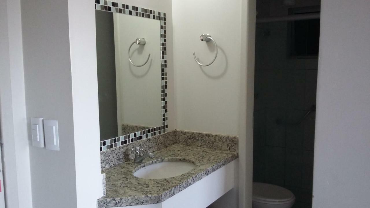 Apartamento No Lagoa Quente Flat Service Caldas Novas Bagian luar foto